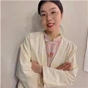 Tenemos clases presenciales de grupo, y particulare.Para niños y adultos, si te interesas, me contaras.